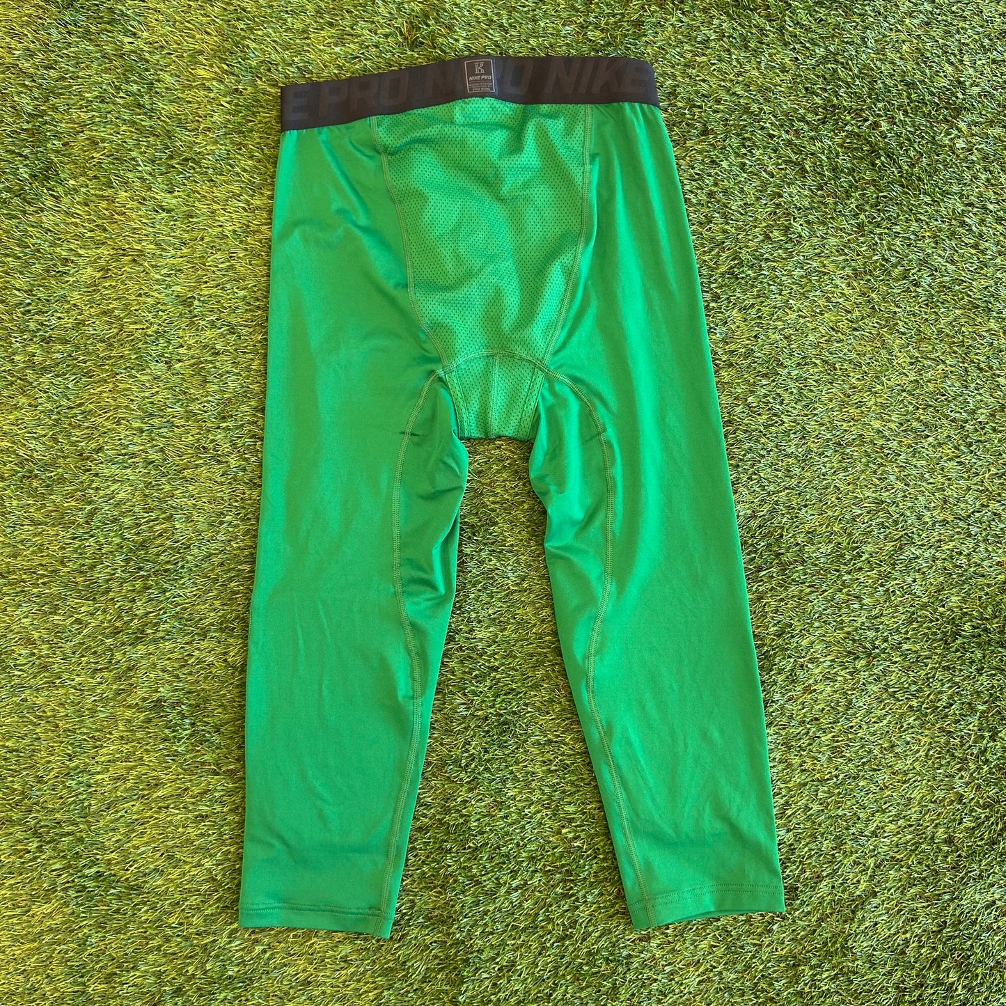 Nike NBA Kyrie Irving Player Issue Pro Hyperstrong Padded Tights