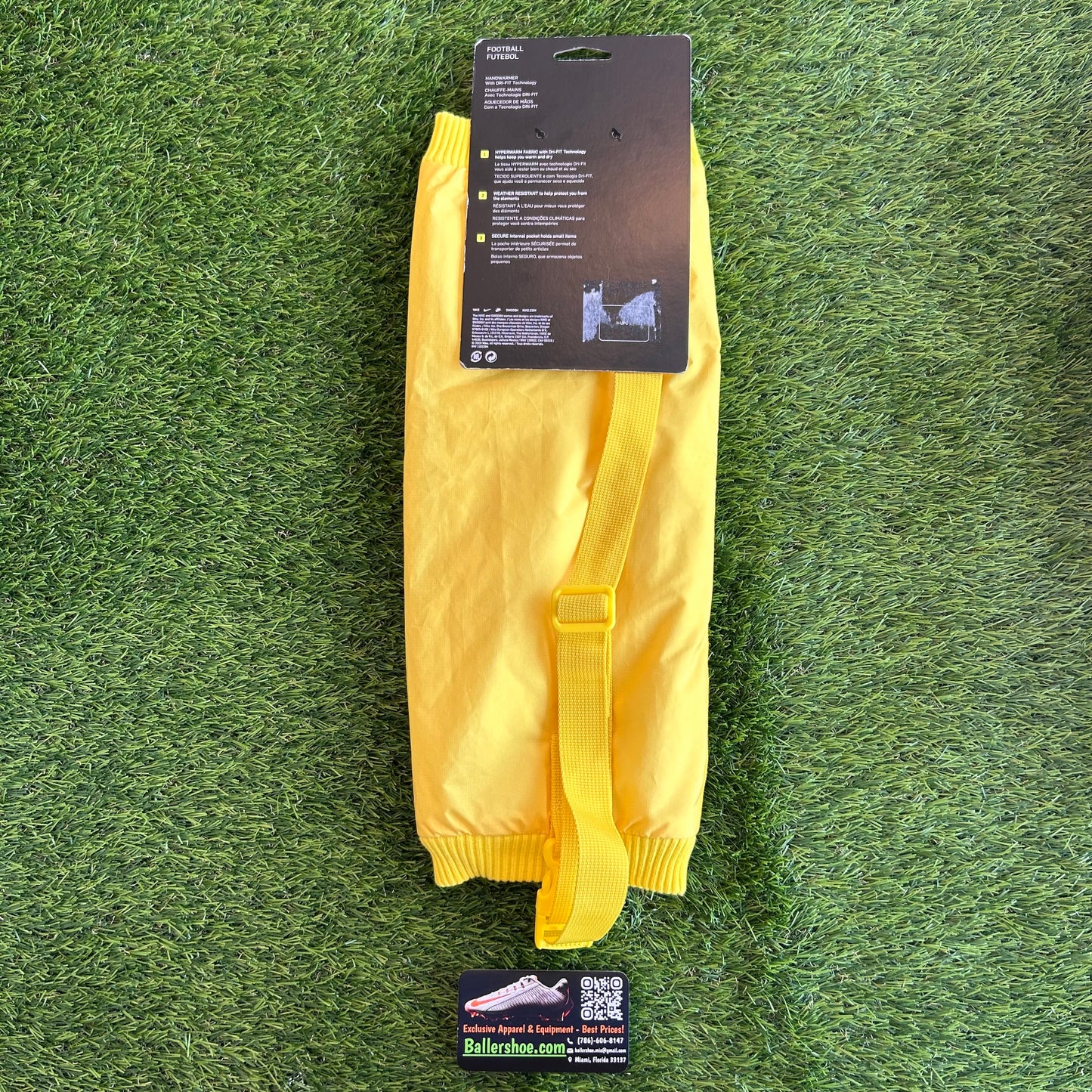 Nike Team Issue Oregon Ducks Pro Hyperwarm Handwarmer