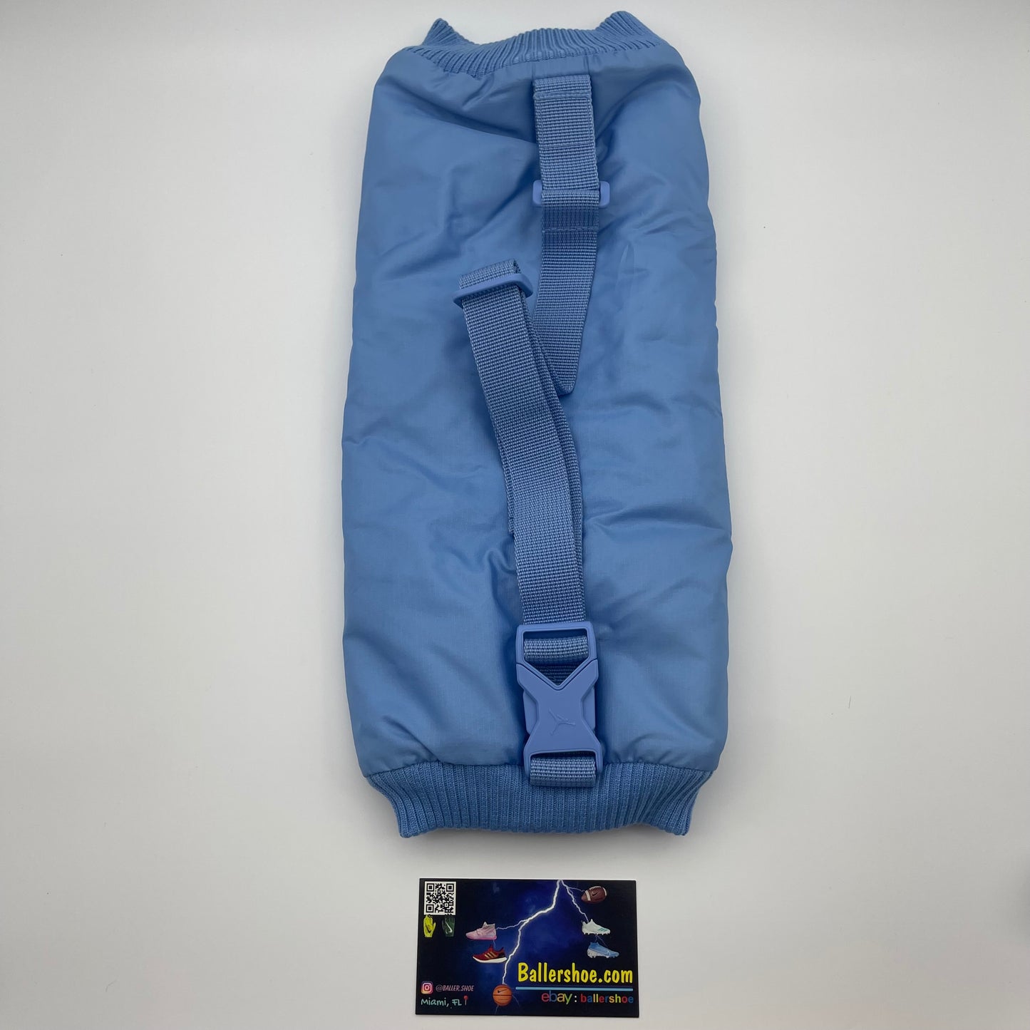Nike Jordan Team Issue North Carolina Tarheels Pro Hyperwarm Handwarmer