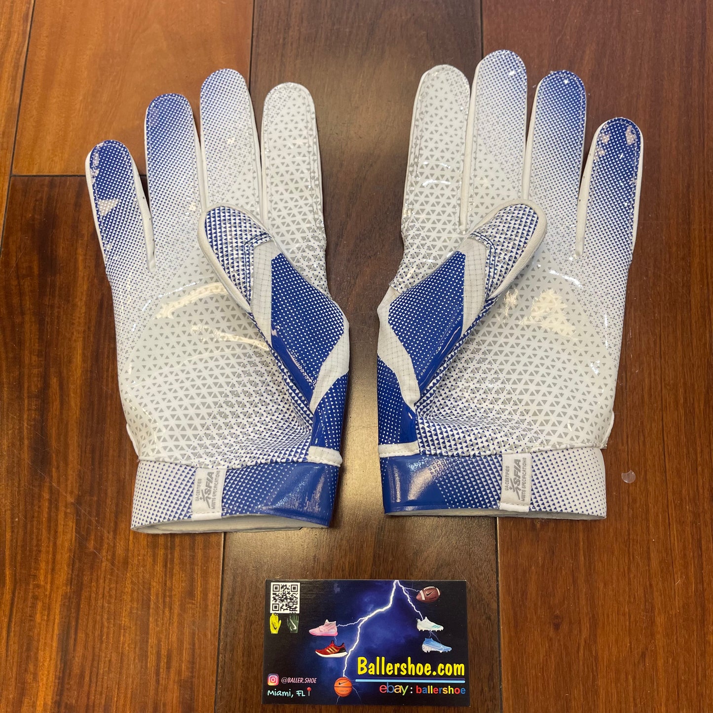 Under Armour NFL Spotlight Football Gloves