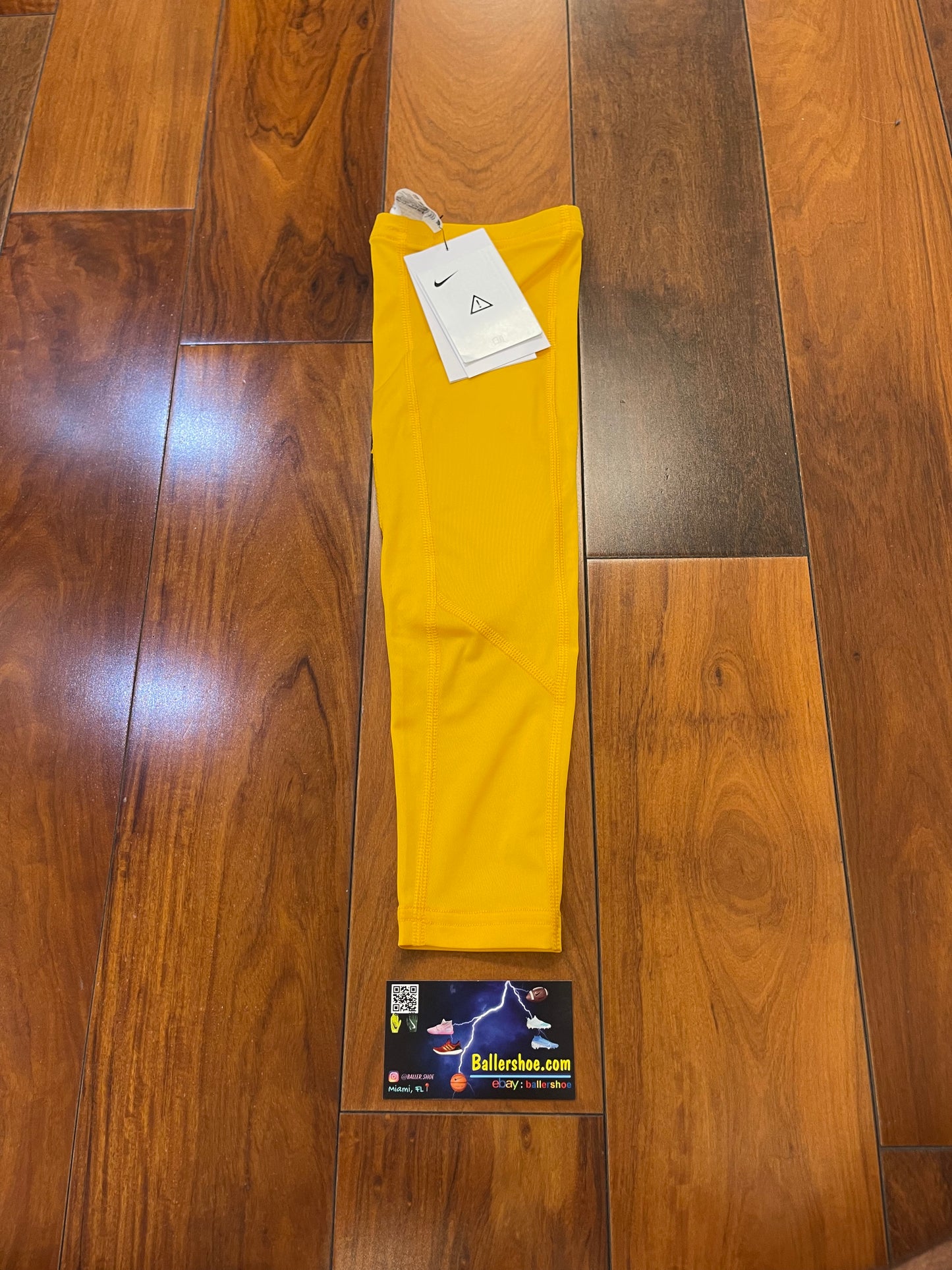 Nike Pro Hyperstrong Padded Arm Sleeve