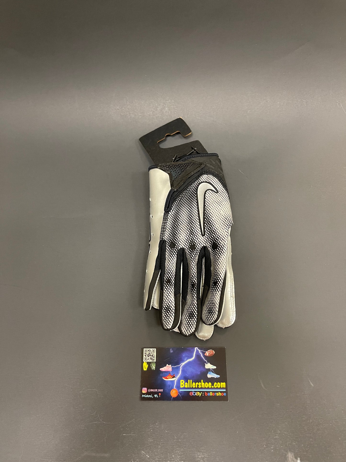 Nike Vapor Jet 7.0 Football Gloves