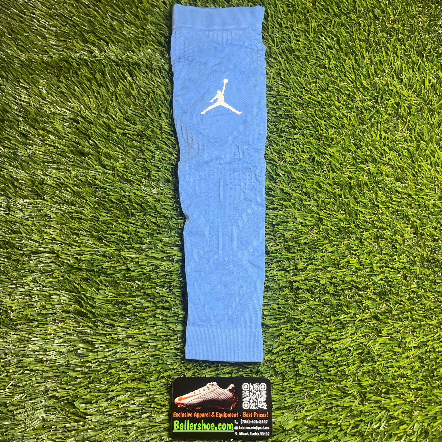 Nike Jordan Team Issue North Carolina Tarheels Knit Sleeve