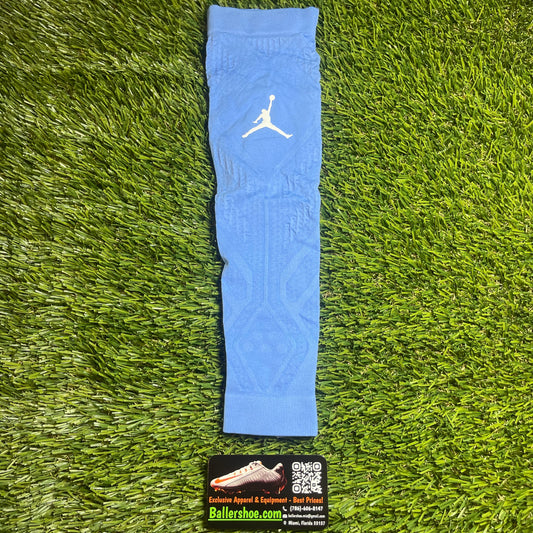 Nike Jordan Team Issue North Carolina Tarheels Knit Sleeve