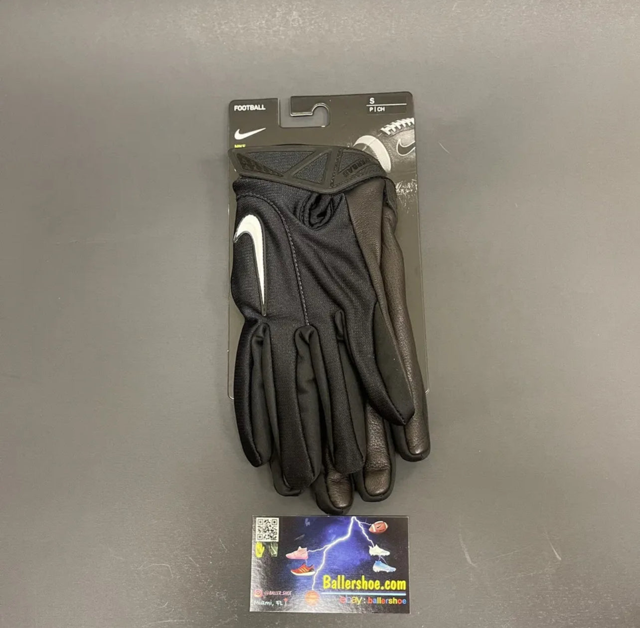 Nike Superbad Sideline Thermal Gloves