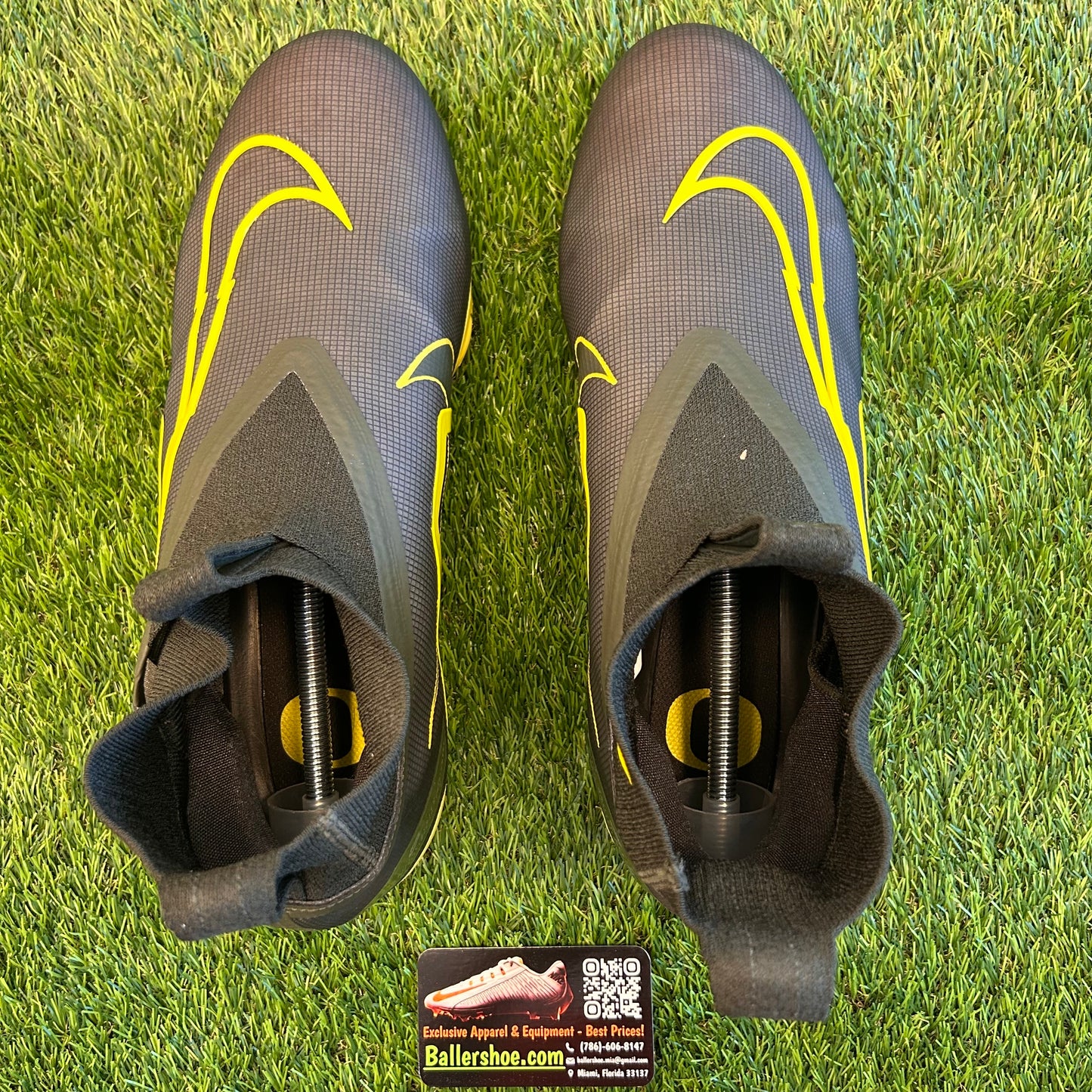 Nike Team Issue Oregon Ducks Alpha Menace Elite 3 Flyknit