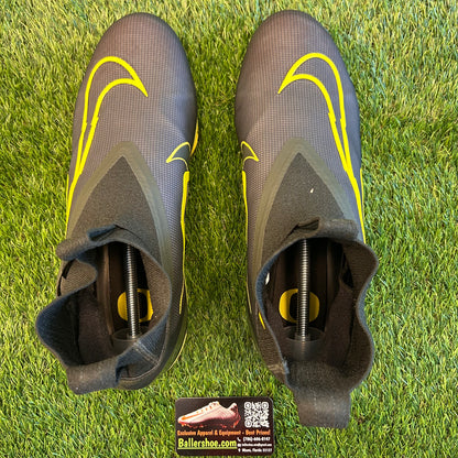 Nike Team Issue Oregon Ducks Alpha Menace Elite 3 Flyknit