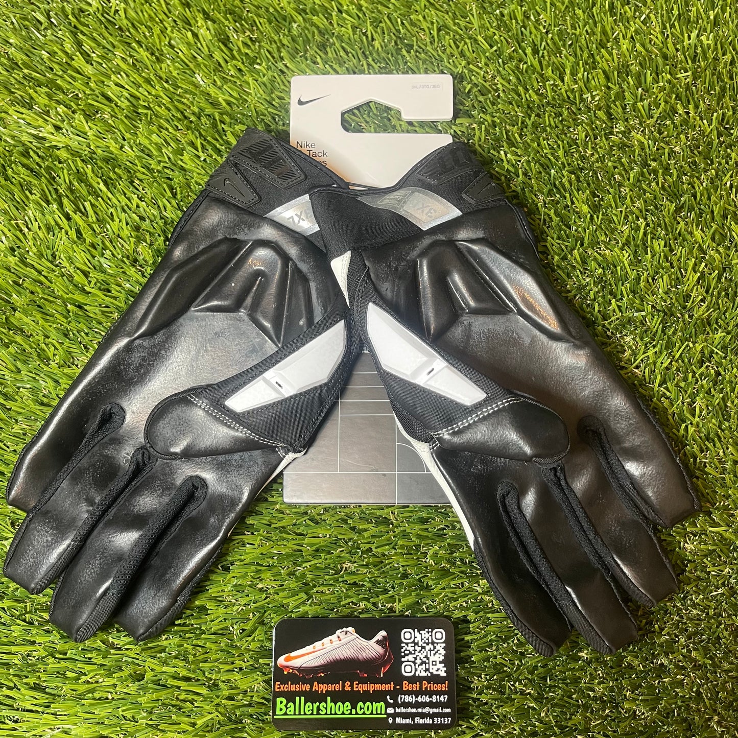 Nike D-Tack 6.0 Padded Football Gloves