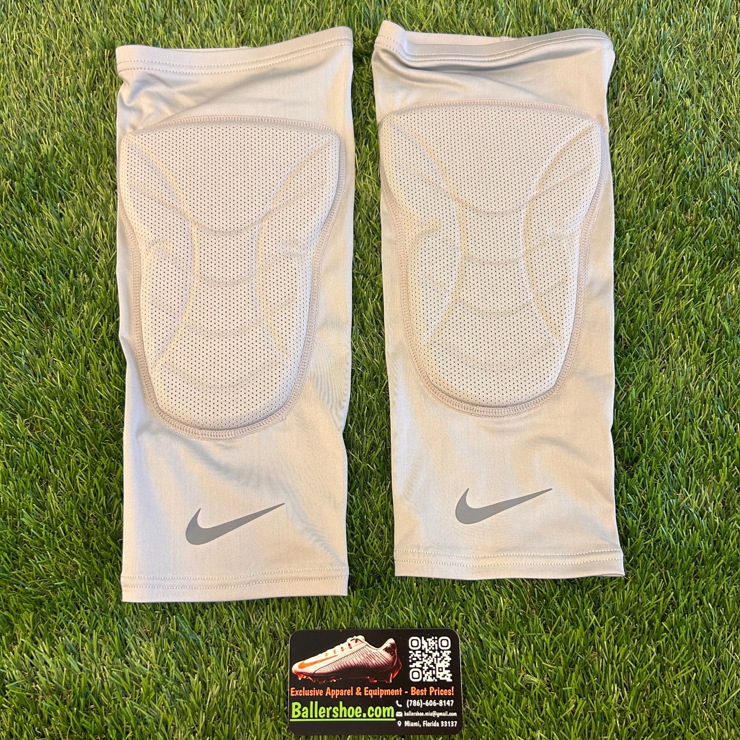 Nike Pro Hyperstrong Padded Knee Sleeves