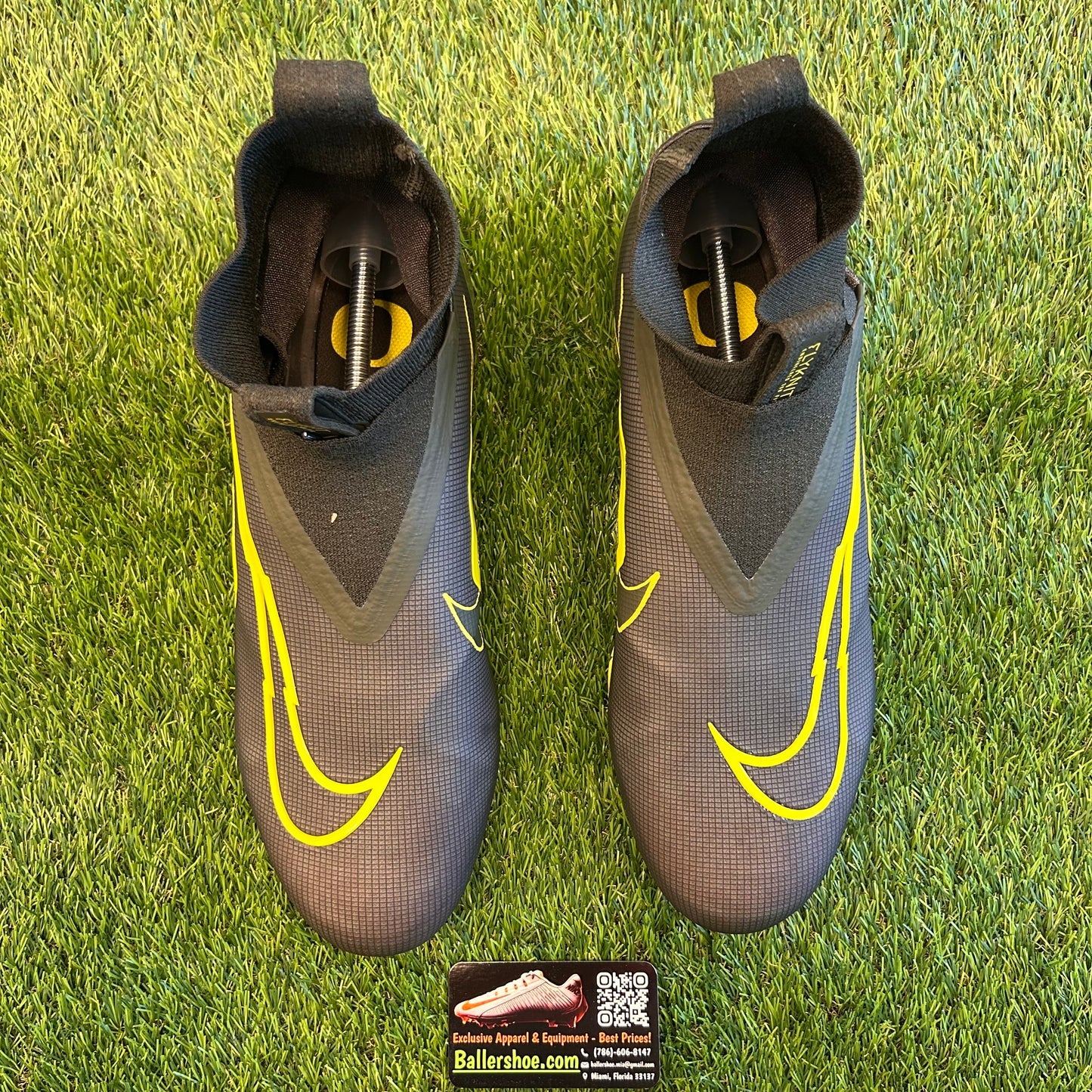 Nike Team Issue Oregon Ducks Alpha Menace Elite 3 Flyknit