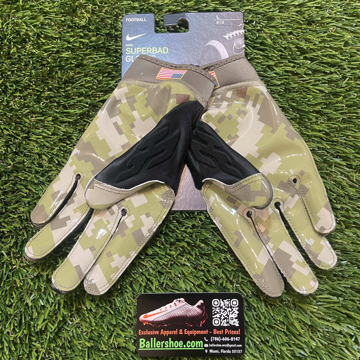 Nike NFL Superbad 6.0 "Salute to Service" Football Gloves