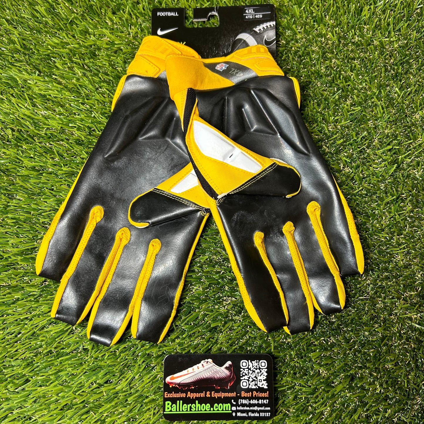 Nike NFL D-Tack 6.0 Padded Football Gloves