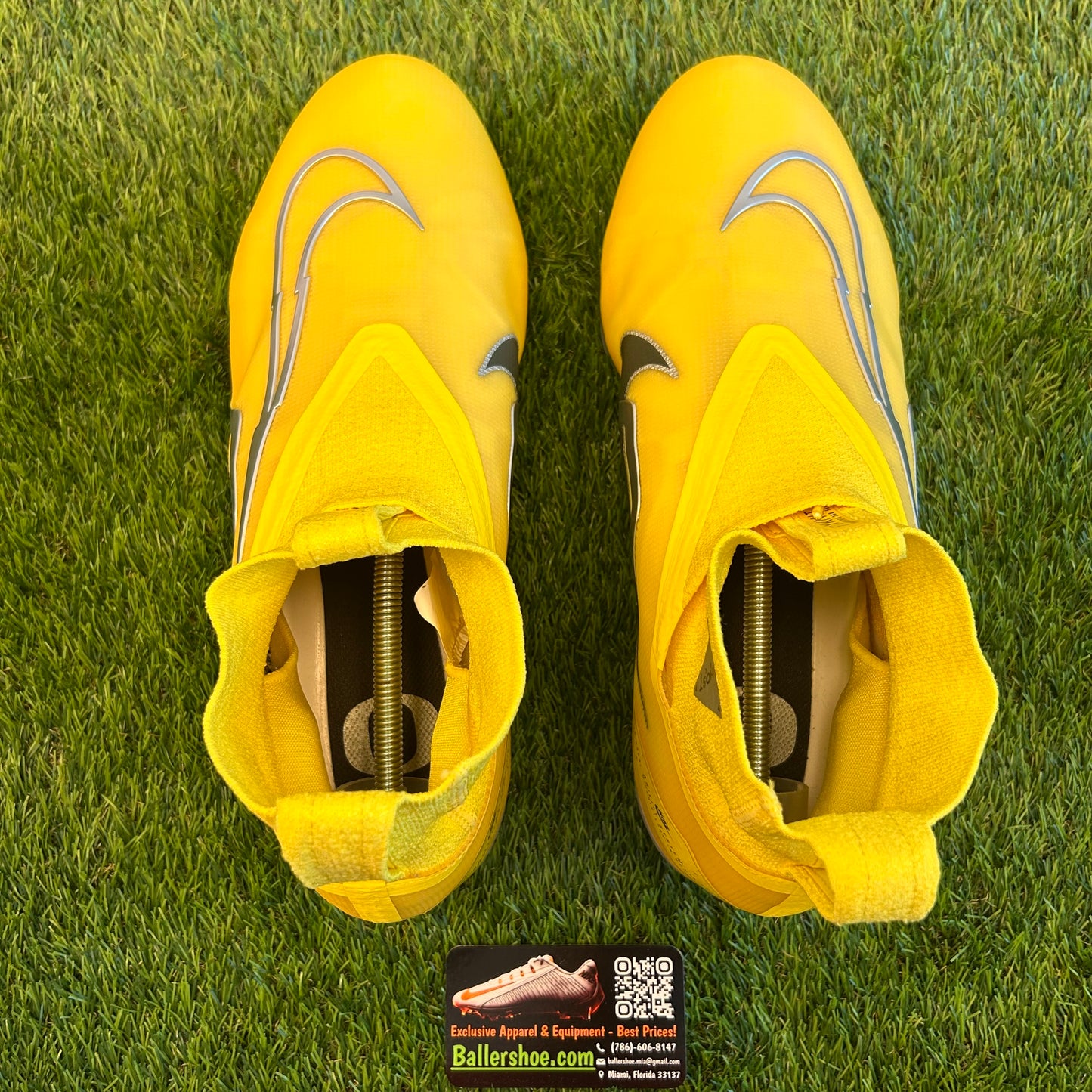 Nike Team Issue Oregon Ducks Alpha Menace Elite 3 Flyknit