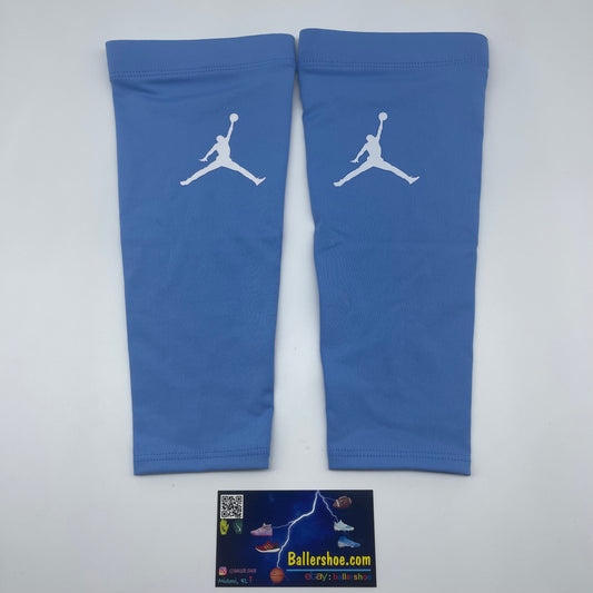 Nike Jordan Team Issue North Carolina Tarheels Pro Dri-Fit Shivers