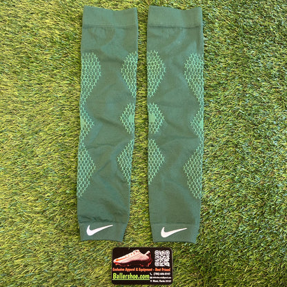 Nike Pro Therma-Fit Compression Sleeves