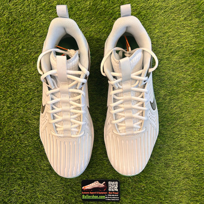 Nike Team Issue Oregon Ducks Force Savage Pro 3