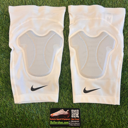 Nike Pro Hyperstrong Padded Knee Sleeves