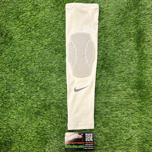 Nike Pro Hyperstrong Padded Arm Sleeve