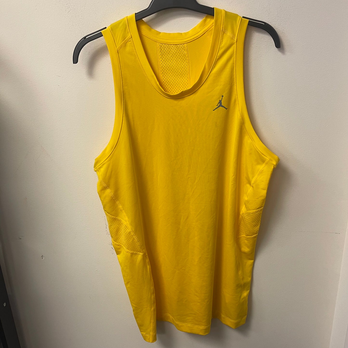 Nike Jordan Team Issue Michigan Wolverines Pro Dri-Fit Compression Tank