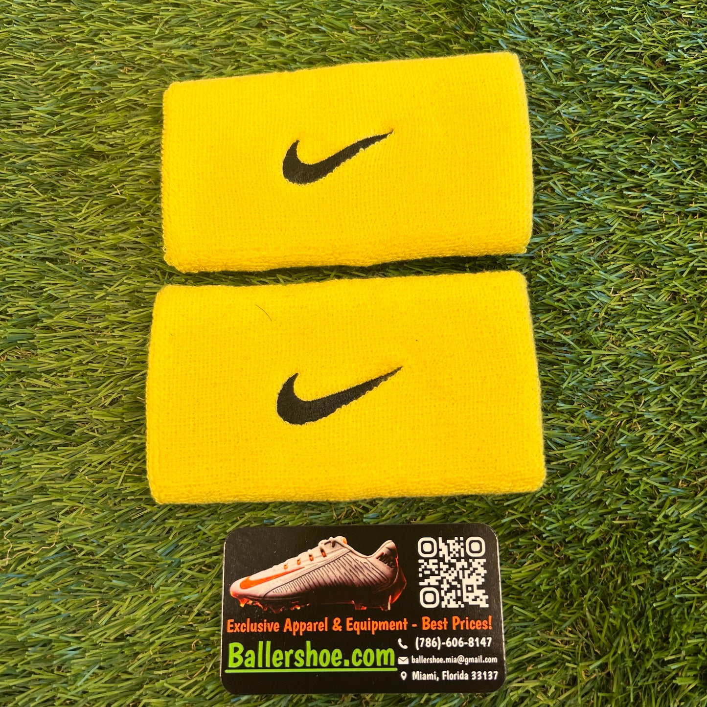 Nike Team Issue Oregon Ducks Doublewide Wristbands