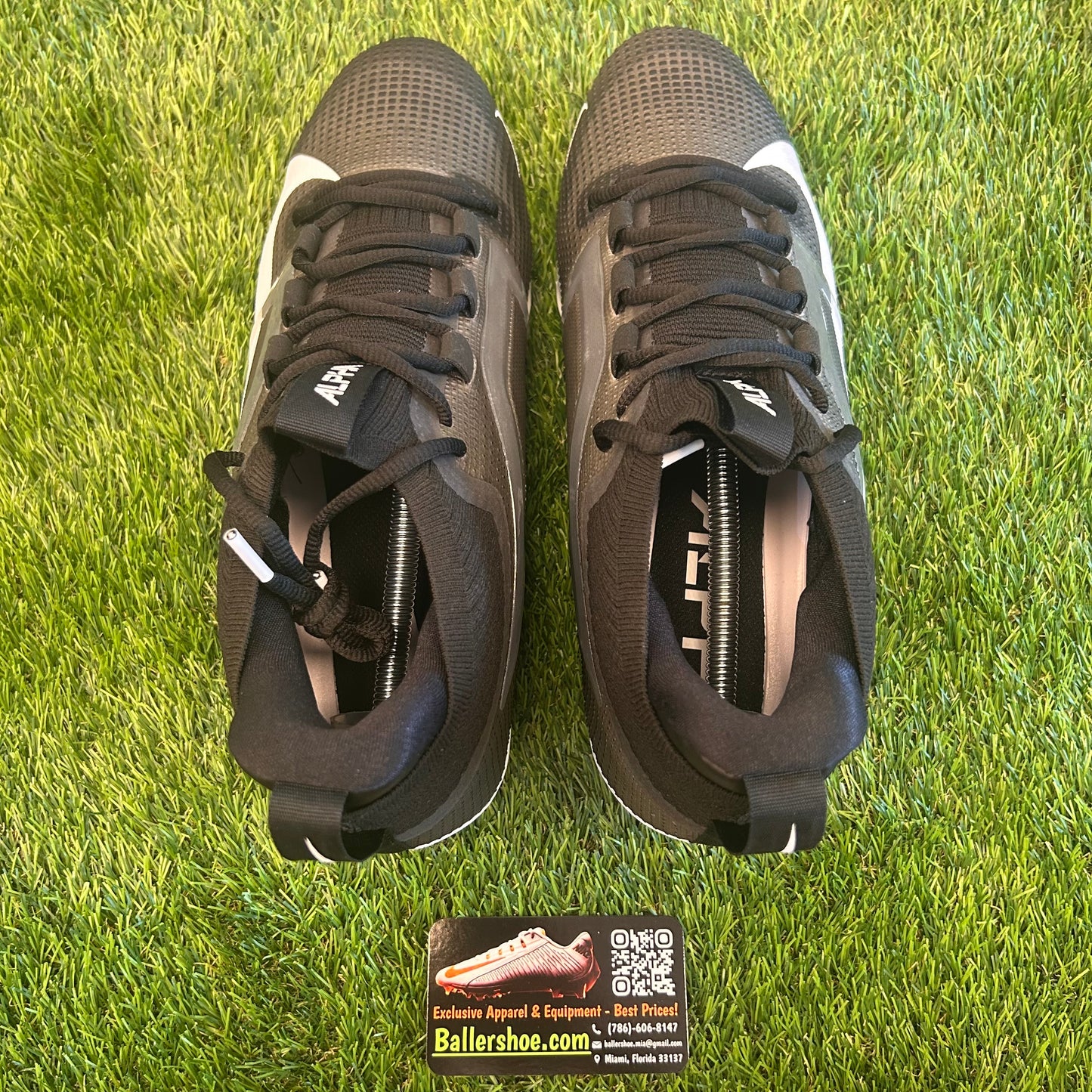Nike Alpha Menace Elite 4 Flyknit