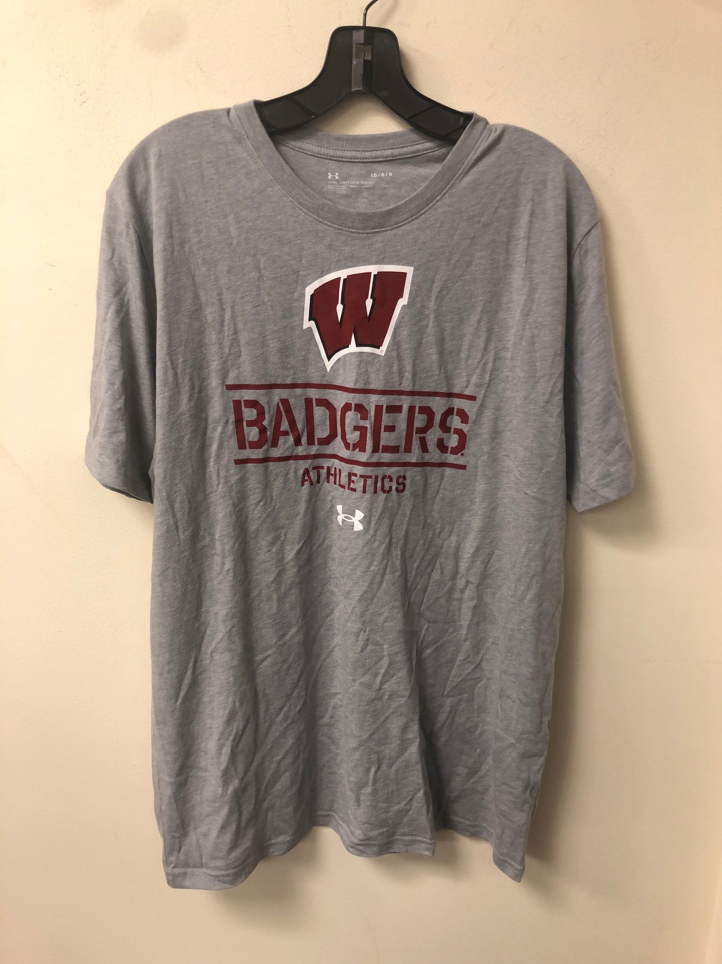 Under Armour Cotton Wisconsin Badgers Athletics Shirt