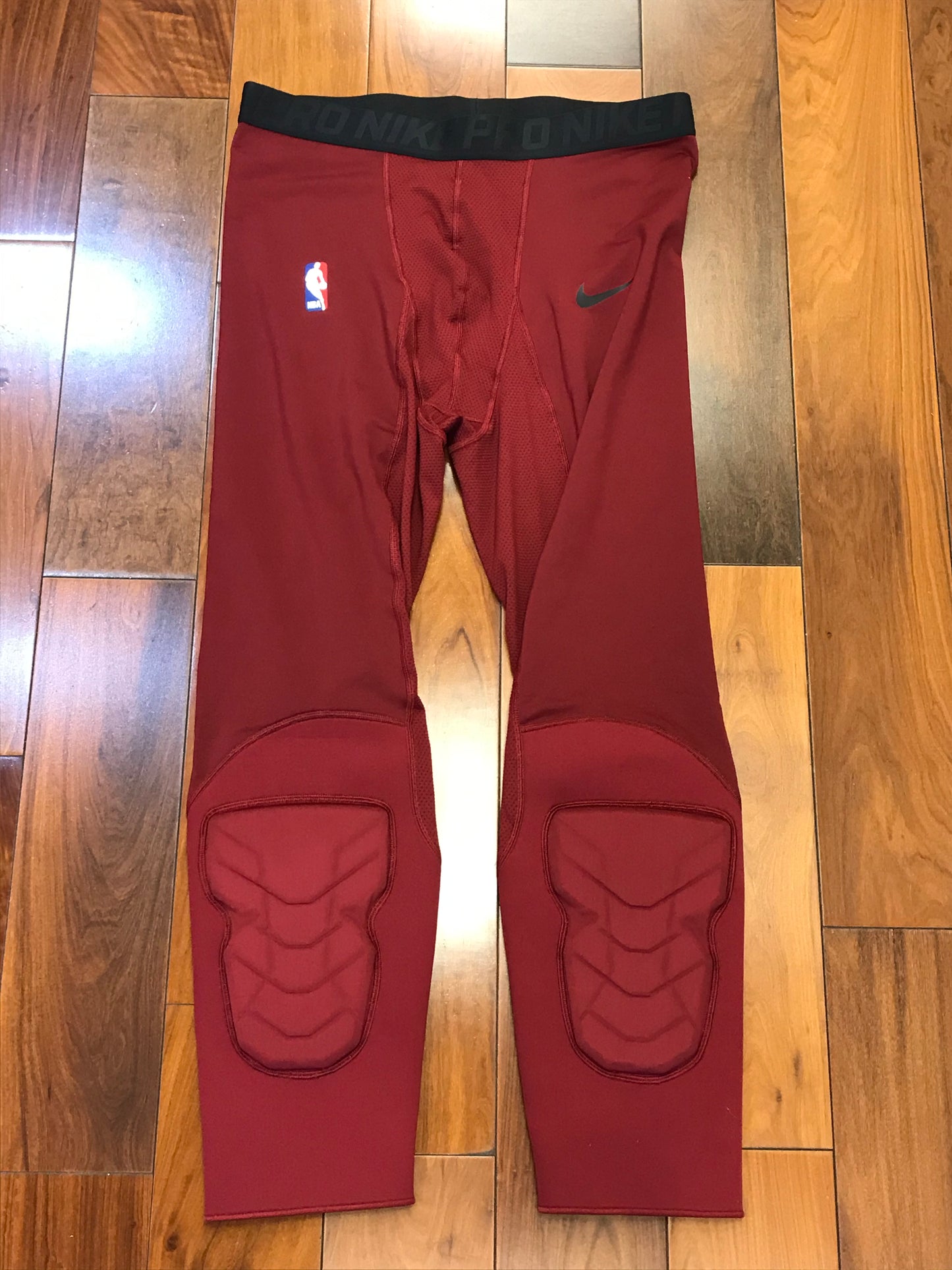 Nike NBA Pro Hyperstrong 3/4 Padded Tights