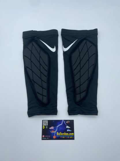 Nike Pro Hyperstrong Padded Shivers